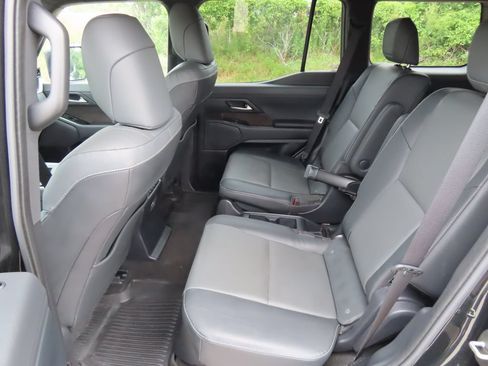 Used 2024 Lexus GX 550 w/ Cold Area Package AWD/4WD image 31