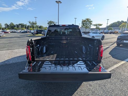 New 2025 Ford F150 XLT w/ Equipment Group 302A MID image 9