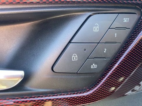 Used 2024 Chevrolet Traverse RS AWD/4WD image 15