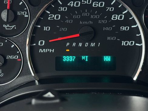 Certified 2023 Chevrolet Express 3500 Work Van w/ Driver Convenience Package image 30