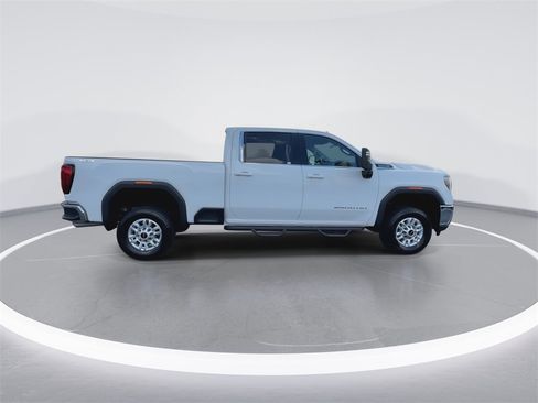 Used 2023 GMC Sierra 2500 SLE w/ SLE Convenience Package image 9