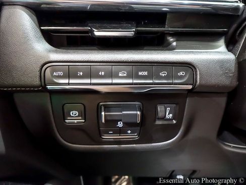 Used 2021 Cadillac Escalade ESV Sport w/ Driver Assist Tech Package AWD/4WD image 29