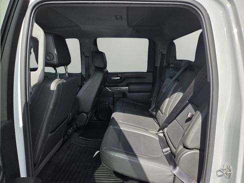 Used 2022 Chevrolet Silverado 2500 LTZ AWD/4WD image 12