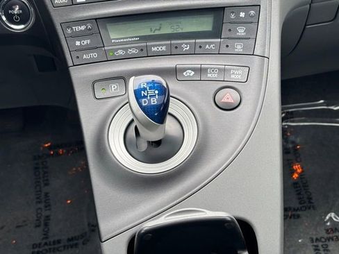 Used 2011 Toyota Prius Four w/ Solar Roof Pkg FWD image 15