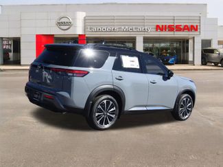 New 2026 Nissan Pathfinder Platinum w/ Cargo Package FWD video 3