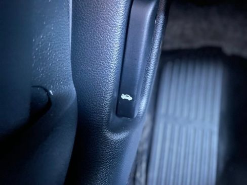 Used 2018 Kia Forte S FWD image 20