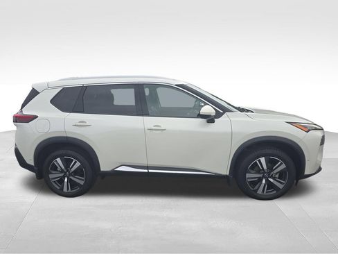 Used 2023 Nissan Rogue SL w/ SL Premium Package FWD image 6
