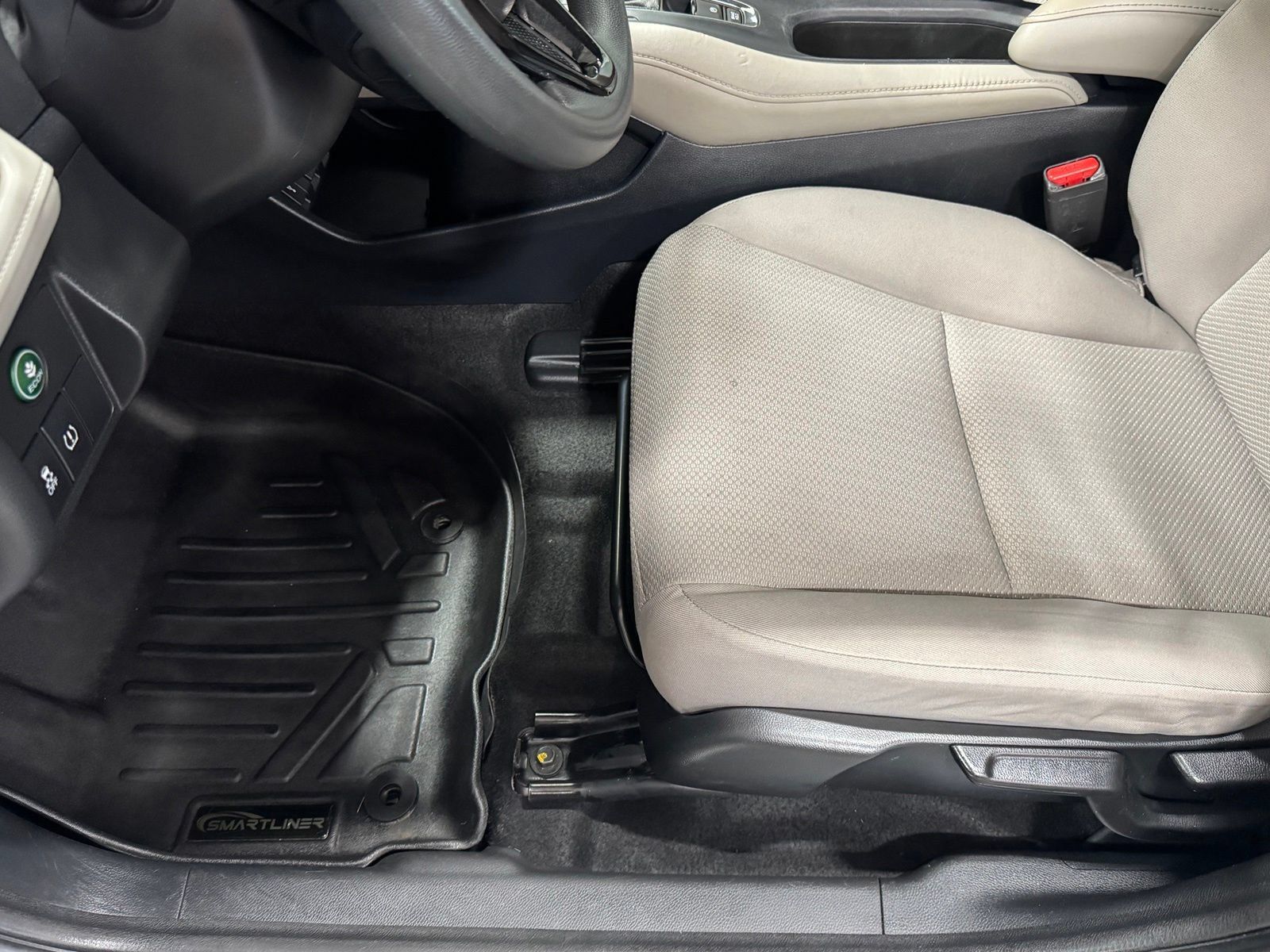 Used 2018 Honda HR-V LX image 18