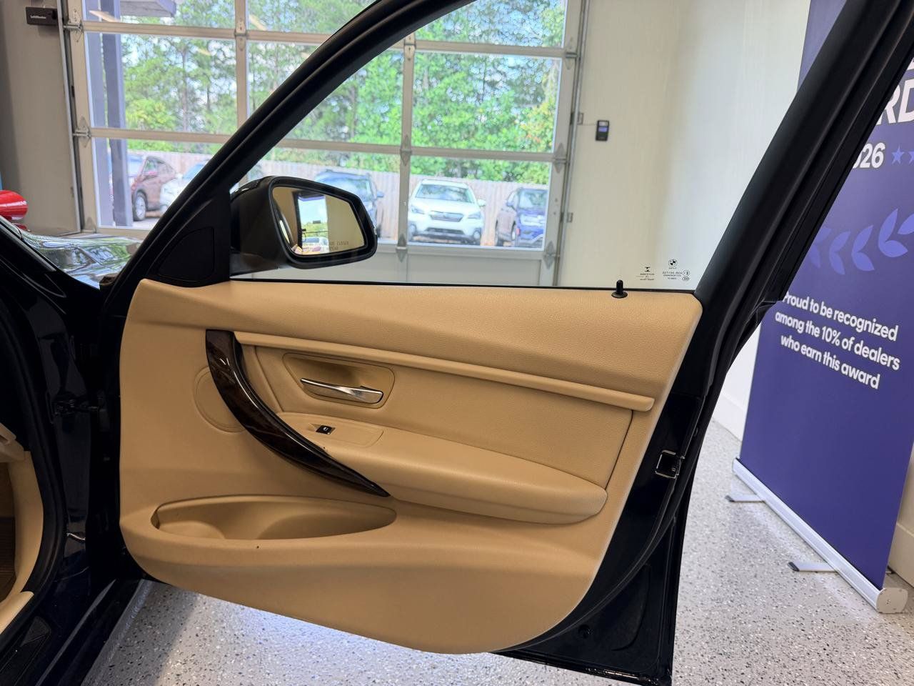 Used 2016 BMW 320i xDrive Sedan AWD/4WD image 18