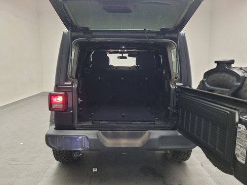 Used 2019 Jeep Wrangler Unlimited Sport S AWD/4WD image 29