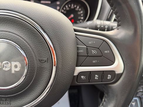 Used 2020 Jeep Compass Latitude image 18