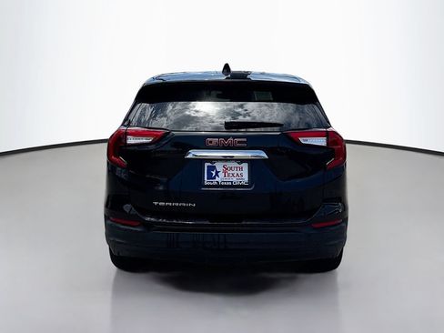 Used 2024 GMC Terrain SLE FWD image 6