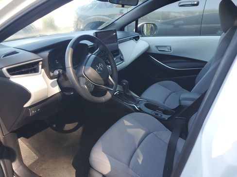 Used 2024 Toyota Corolla SE image 7