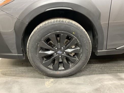 Used 2025 Subaru Outback Onyx Edition w/ Tech Package 2 image 6