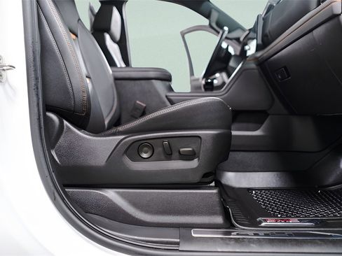 Used 2022 GMC Sierra 1500 AT4 w/ AT4 Premium Package image 34