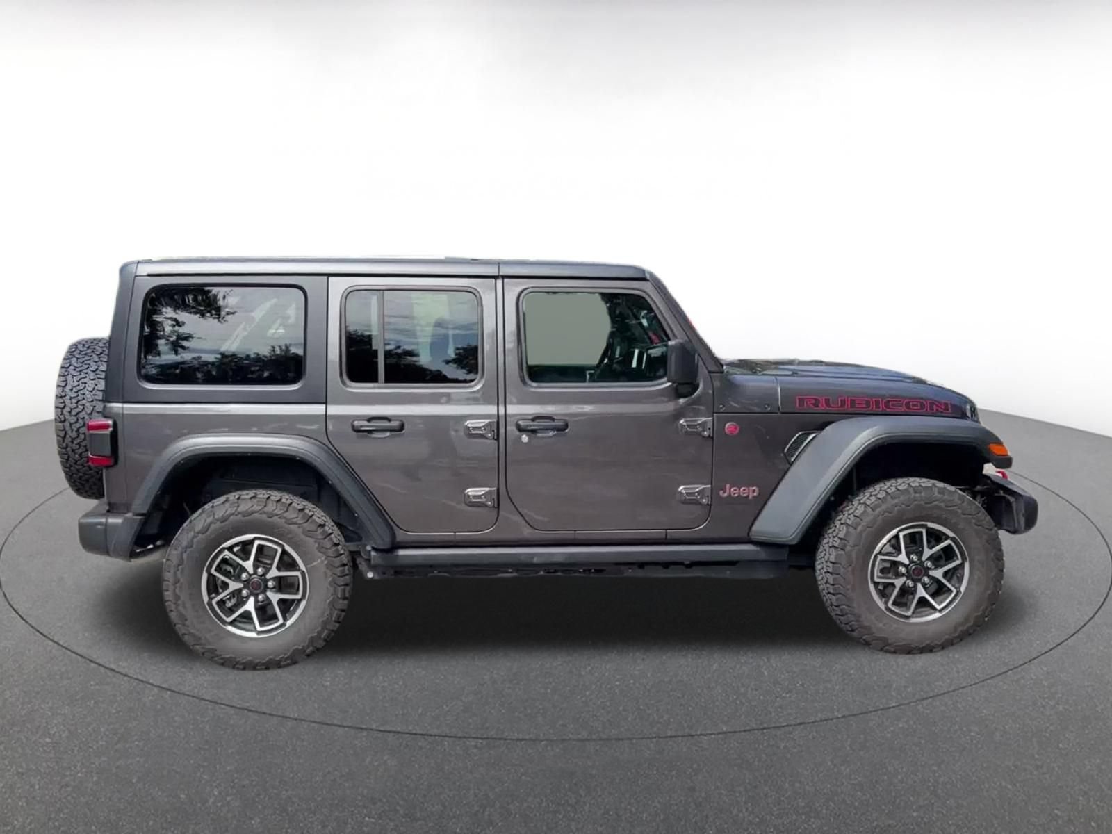 Used 2026 Jeep Wrangler Unlimited Rubicon AWD/4WD image 15