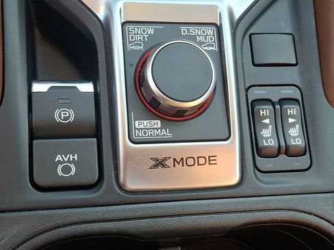 Used 2022 Subaru Forester Touring image 27