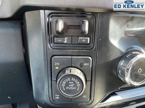 Used 2024 Ford F350 Platinum w/ Tremor Off-Road Package image 18