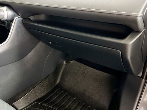 Used 2019 Toyota RAV4 LE image 34