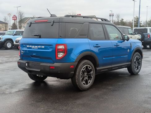 New 2025 Ford Bronco Sport Outer Banks w/ Outer Banks Tech Package+ image 9