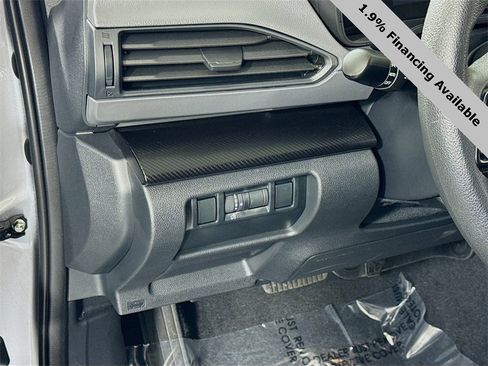 Used 2025 Subaru Crosstrek 2.0i Premium image 10