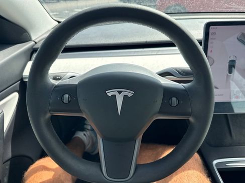 Used 2021 Tesla Model 3 Long Range AWD/4WD image 18