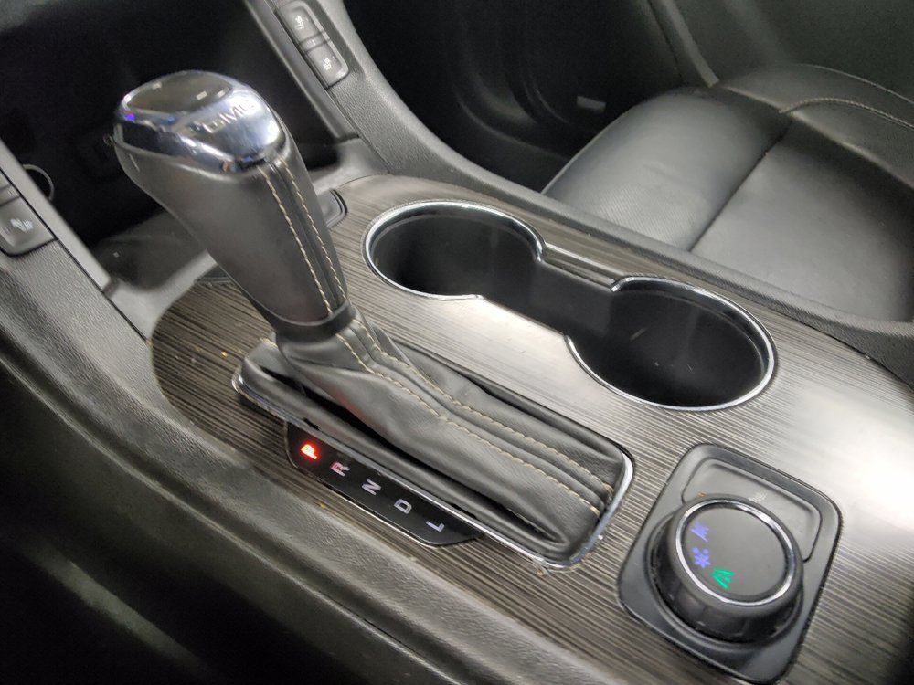 Used 2019 GMC Acadia SLT FWD image 26