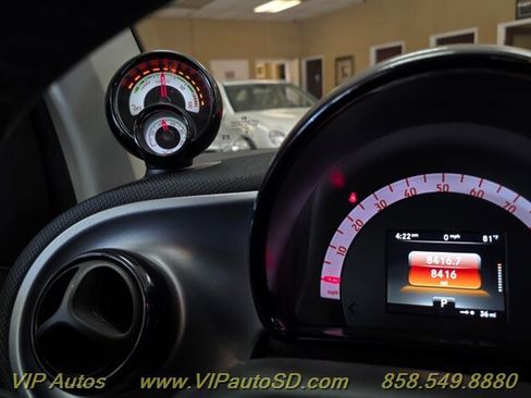 Used 2018 smart fortwo electric drive RWD image 15