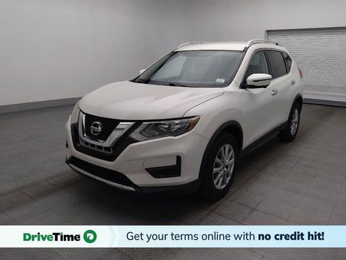 Used 2017 Nissan Rogue SV w/ SV Premium Package FWD image 1