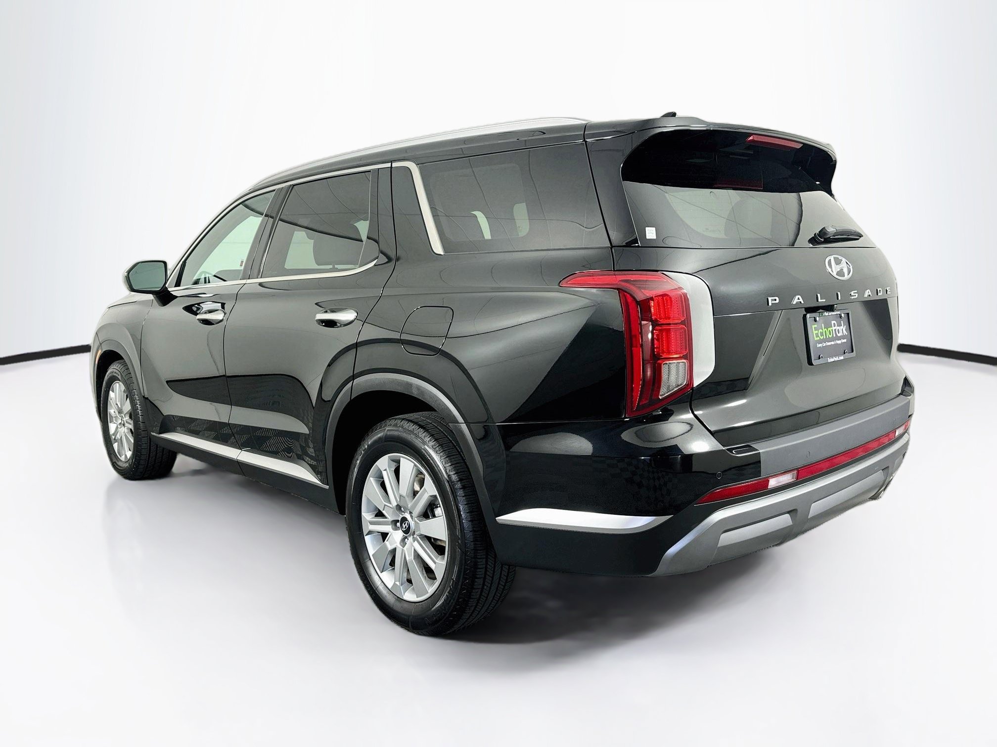 Used 2025 Hyundai Palisade SEL FWD image 5