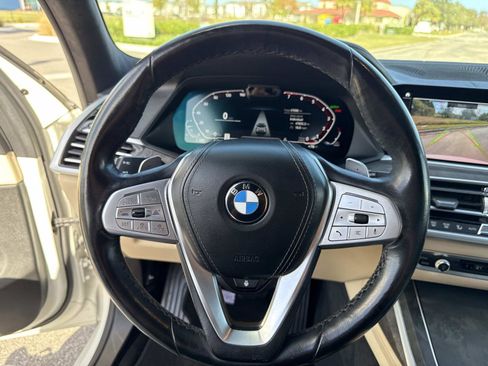 Used 2021 BMW X7 xDrive40i w/ Premium Package image 29