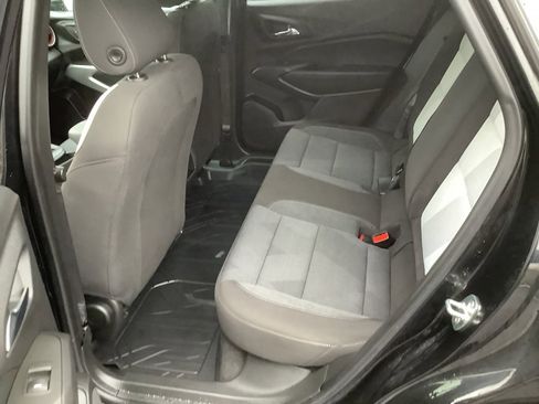 Used 2024 Chevrolet Trax RS w/ Driver Confidence Package image 10