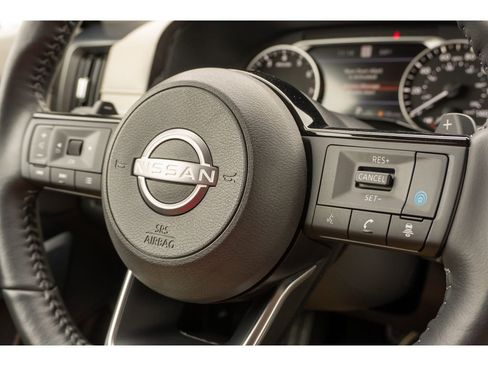 Used 2024 Nissan Pathfinder SL image 33