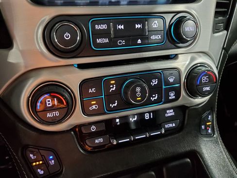 Used 2017 GMC Yukon SLT w/ Open Road Package image 38