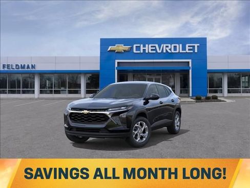 New 2026 Chevrolet Trax LS w/ LS Convenience Package FWD image 8