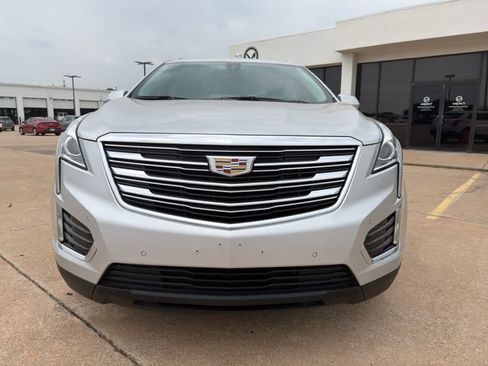 Used 2019 Cadillac XT5 Luxury AWD/4WD image 4