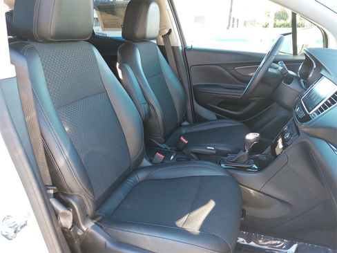 Used 2018 Buick Encore Preferred image 10