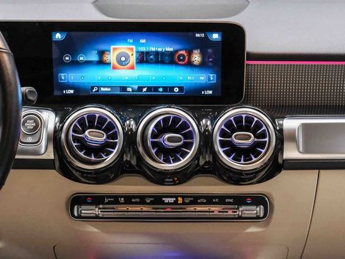 Certified 2021 Mercedes-Benz GLB 250 image 14