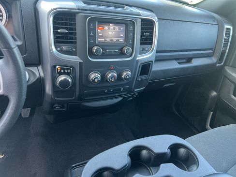 Used 2024 RAM 1500 Warlock RWD image 28