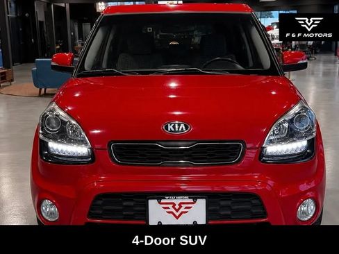 Used 2013 Kia Soul ! FWD image 5