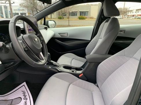 Used 2026 Toyota Corolla SE w/ SE Premium Package image 14