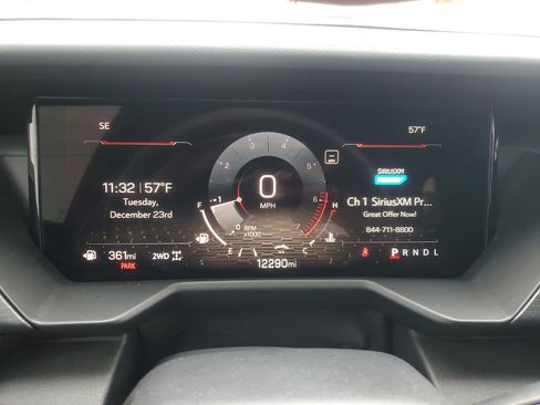 Used 2024 GMC Acadia AT4 image 24