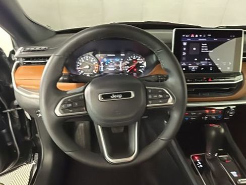 Used 2024 Jeep Compass Limited AWD/4WD image 15