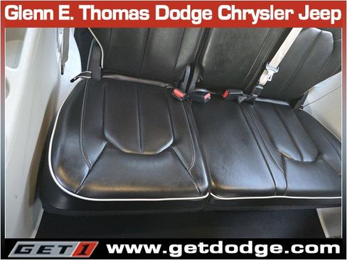 Certified 2024 Chrysler Pacifica Limited image 34