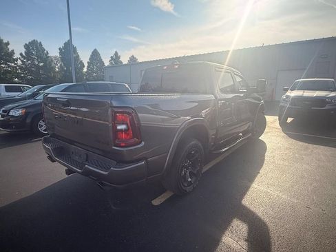 Used 2025 RAM 1500 Big Horn AWD/4WD image 3