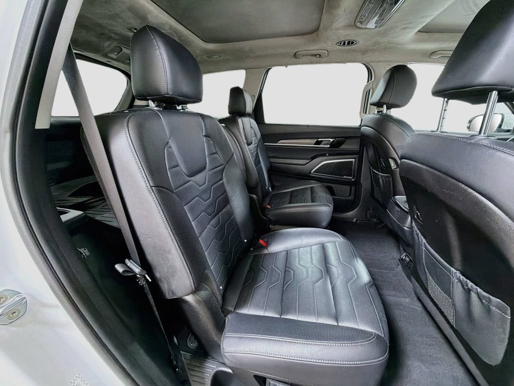 Used 2022 Kia Telluride SX w/ SX Prestige Package AWD/4WD image 30