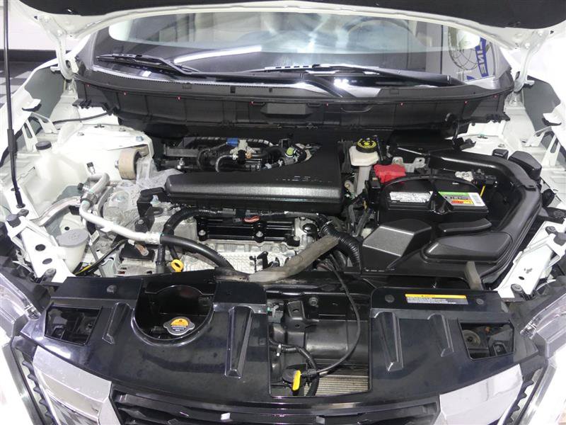 Used 2017 Nissan Rogue SV w/ SV Premium Package FWD image 14