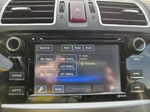 Used 2016 Subaru Crosstrek 2.0i Premium AWD/4WD image 17