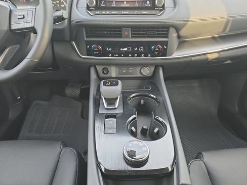 New 2026 Nissan Rogue Dark Armor AWD/4WD image 3