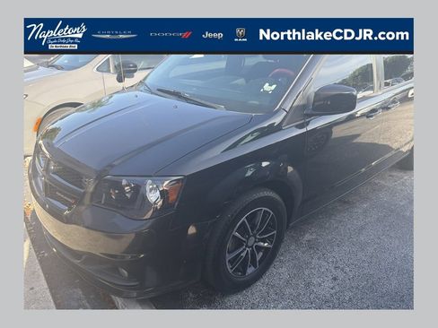 Used 2019 Dodge Grand Caravan GT FWD image 1